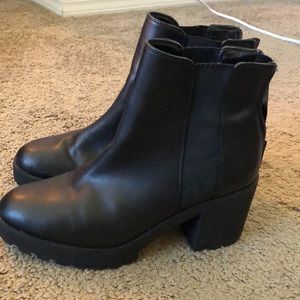 Aldo Chunky Chelsea boots